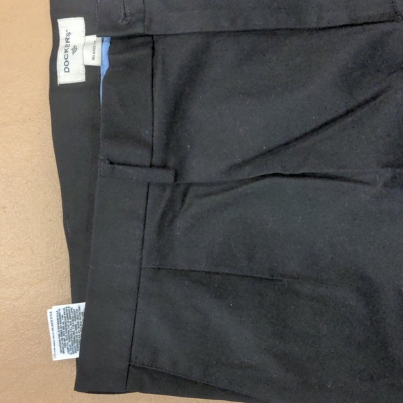 Dockers Pleated Pants 40x29 - Picture 2 of 5